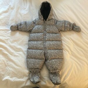 NWOT Gap Heavyweight one-piece snowsuit 0-6 months